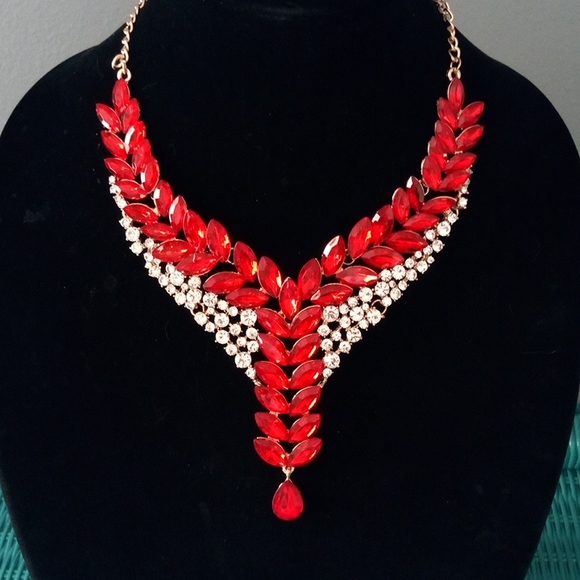 Jewelry - Red Rhinestones New Necklace Set